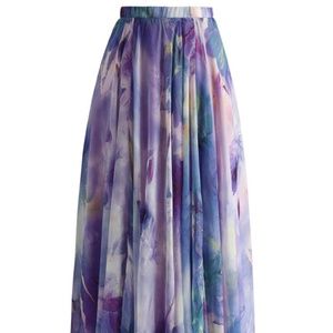 DANCING WATERCOLOR FLORAL MAXI SKIRT IN VIOLET